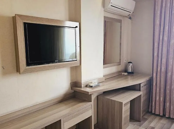 Hotel Airport Coast 3*