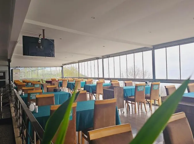 Hotel Airport Coast 3*